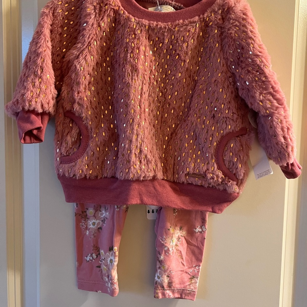 Two piece Pink 3-6month set